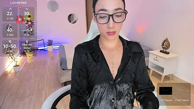 carleee winter online show from July 18, 10:40 pm