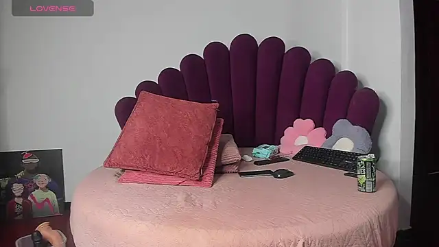 Snapshot of karla_ricochett chatting on July 15, 11:34 pm karla ricochett online show from July 15, 11:34 pm