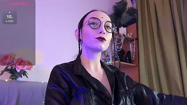 Jinhee Noir online show from December 2, 12:18 pm