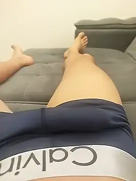 garotao2000 online show from April 22, 6:47 pm