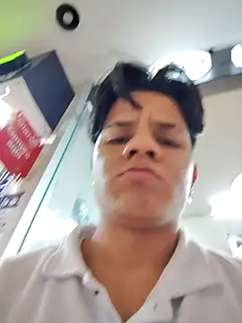 KissedOpinion online show from December 17, 5:18 pm