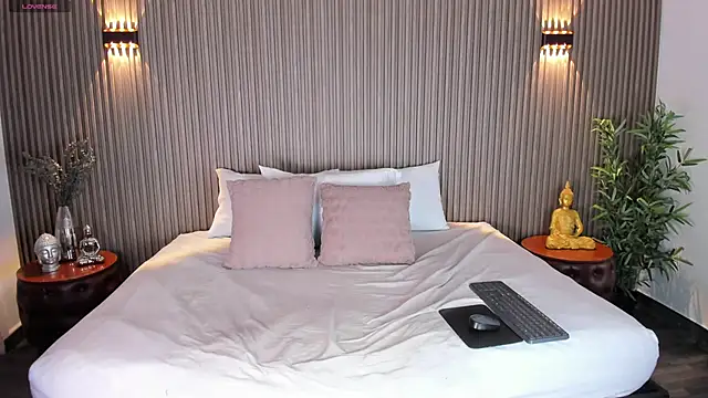 CloeHarp online show from November 3, 12:09 pm