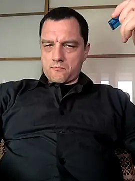 ExclusivePrivate online show from April 15, 4:11 pm