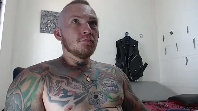 stripnolimits online show from February 15, 7:28 pm