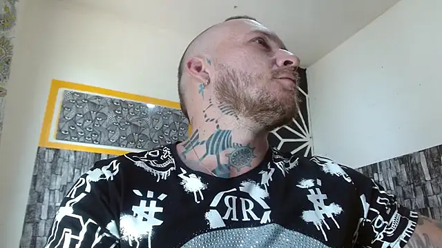 stripnolimits online show from December 4, 4:39 pm