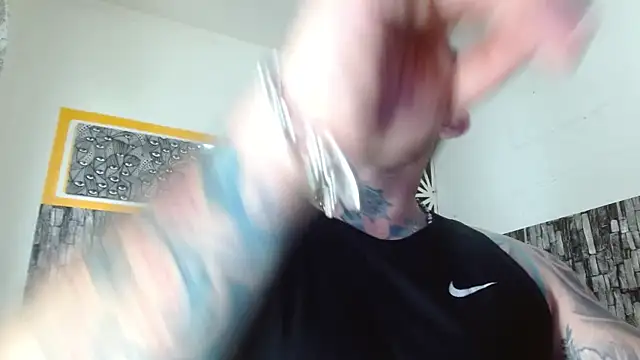 stripnolimits online show from November 28, 5:02 pm