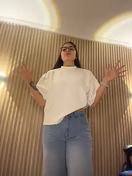 Sarasanders 4 online show from February 23, 4:47 am