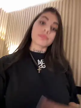 Sarasanders 4 online show from November 22, 4:33 am