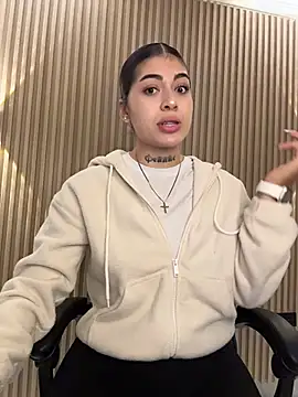 Sarasanders 4 online show from November 14, 2:59 am