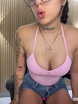 Sarasanders 4 online show from February 13, 4:12 am