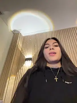 Sarasanders 4 online show from November 6, 3:54 am