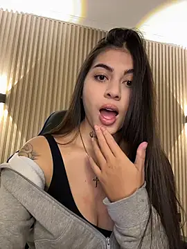 Sarasanders 4 online show from October 9, 2:01 am