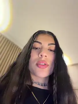 Sarasanders 4 online show from April 19, 4:13 am