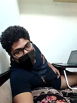 thebrownboi01 online show from November 29, 6:13 am