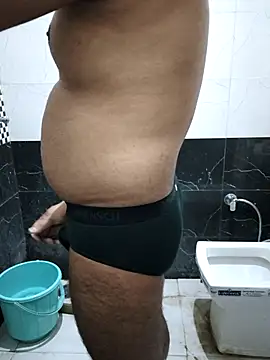 thebrownboi01 online show from November 26, 1:49 am