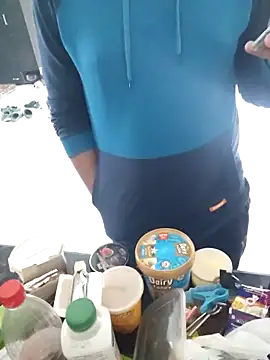 thebrownboi01 online show from February 9, 1:58 am