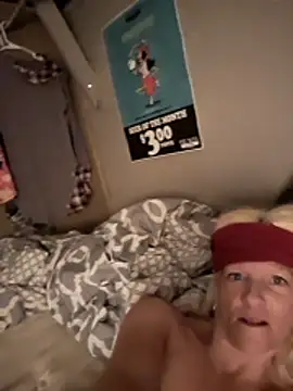 camelchic29 online show from November 14, 12:53 pm