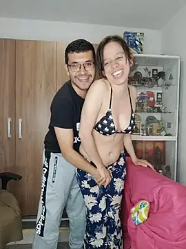 Isaandysex2428 online show from April 13, 1:31 am