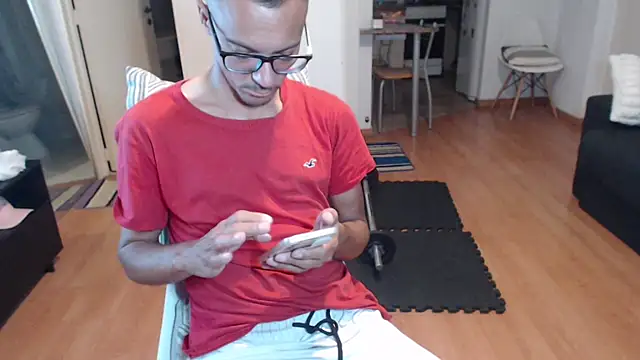 Snapshot of guachin_hunk chatting on November 20, 7:25 pm guachin hunk online show from November 20, 7:25 pm