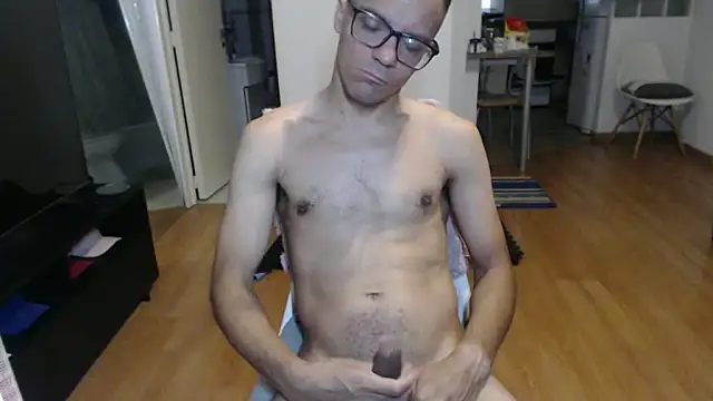 guachin hunk online show from May 15, 2:26 pm