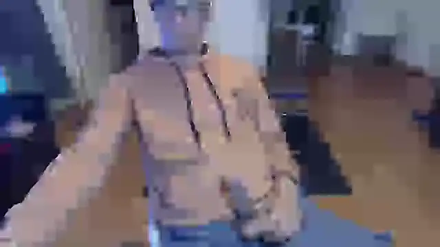 Snapshot of guachin_hunk chatting on September 30, 2:56 pm guachin hunk online show from September 30, 2:56 pm