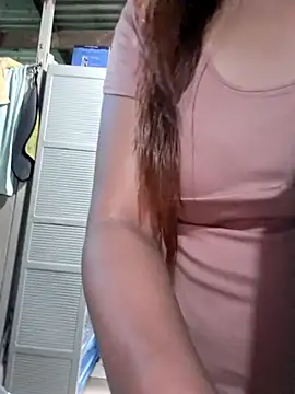 Snapshot of sweetvirginia01 chatting on November 16, 12:15 am sweetvirginia01 online show from November 16, 12:15 am