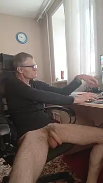 Snapshot of sergeysas chatting on February 11, 6:57 am sergeysas online show from February 11, 6:57 am