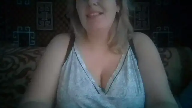 Snapshot of Diana_Britt chatting on December 15, 5:57 am Diana Britt online show from December 15, 5:57 am
