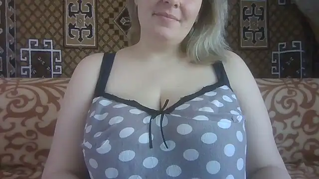 Diana Britt online show from March 8, 6:17 am