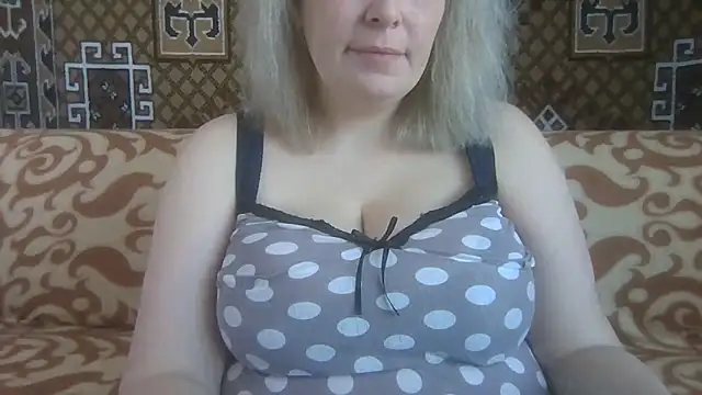 Snapshot of Diana_Britt chatting on February 21, 7:21 am Diana Britt online show from February 21, 7:21 am