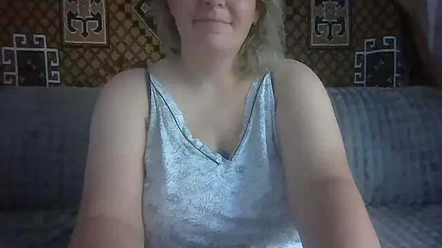 Diana Britt online show from July 16, 4:09 am