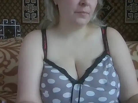 Snapshot of Diana_Britt chatting on November 4, 6:17 am Diana Britt online show from November 4, 6:17 am