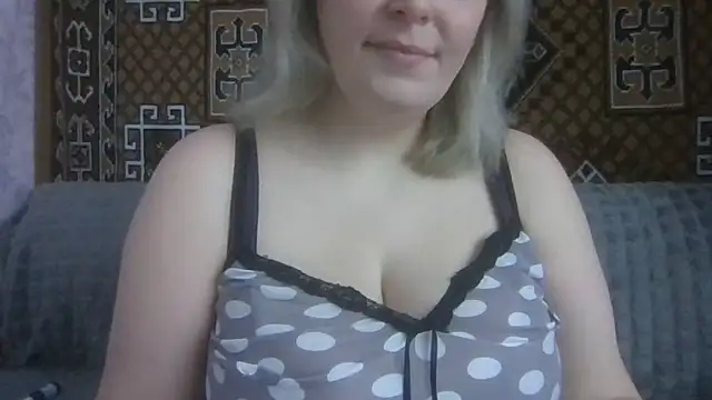 Snapshot of Diana_Britt chatting on February 12, 8:03 am Diana Britt online show from February 12, 8:03 am