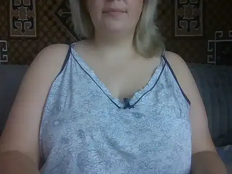 Snapshot of Diana_Britt chatting on October 1, 7:35 am Diana Britt online show from October 1, 7:35 am