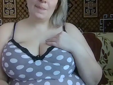 Snapshot of Diana_Britt chatting on February 25, 8:25 am Diana Britt online show from February 25, 8:25 am