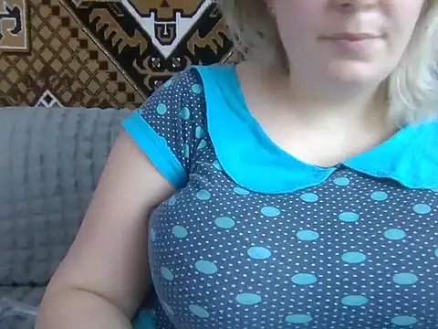 Snapshot of Diana_Britt chatting on March 22, 12:14 pm Diana Britt online show from March 22, 12:14 pm