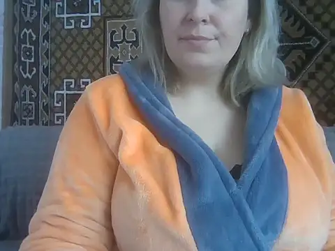 Snapshot of Diana_Britt chatting on February 16, 8:13 am Diana Britt online show from February 16, 8:13 am