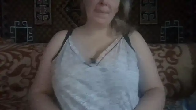 Snapshot of Diana_Britt chatting on December 14, 6:08 am Diana Britt online show from December 14, 6:08 am