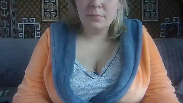 Snapshot of Diana_Britt chatting on February 3, 6:11 am Diana Britt online show from February 3, 6:11 am