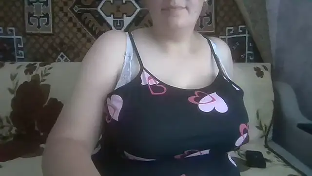 Diana Britt online show from August 4, 11:04 am