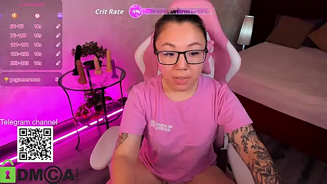 Snapshot of gentle_muse chatting on December 3, 12:23 am gentle muse online show from December 3, 12:23 am