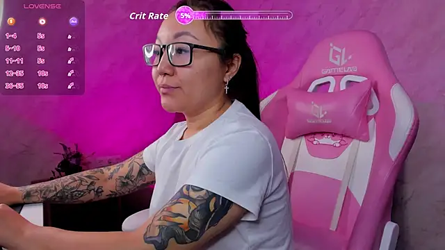 Snapshot of gentle_muse chatting on November 14, 12:58 am gentle muse online show from November 14, 12:58 am