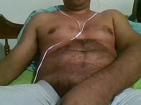 Snapshot of bbccol1 chatting on January 11, 4:41 am bbccol1 online show from January 11, 4:41 am