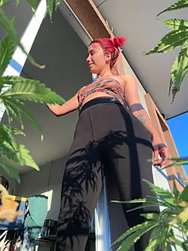 dinamita Blair online show from October 19, 9:50 pm