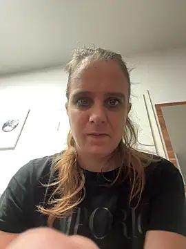 LadyChantale online show from May 7, 5:22 am