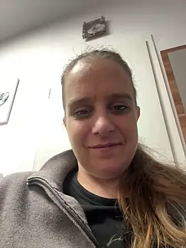 LadyChantale online show from May 18, 6:07 am