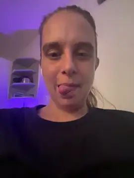 LadyChantale online show from March 4, 8:11 am