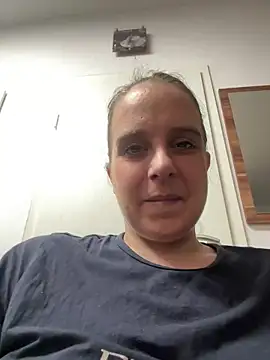 LadyChantale online show from April 14, 5:23 am