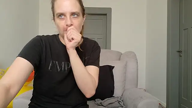 LadyChantale online show from July 10, 9:09 am