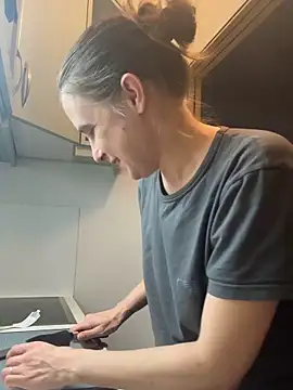 LadyChantale online show from March 19, 9:42 am